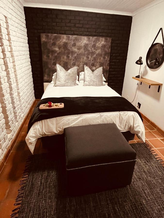 Bed and Breakfast The Hart House Hartbeespoort Esterno foto