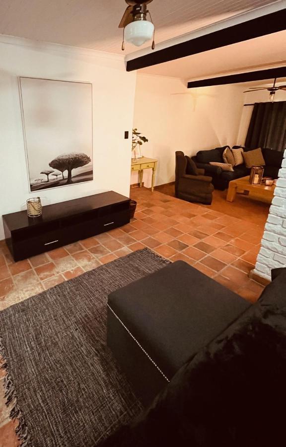 Bed and Breakfast The Hart House Hartbeespoort Esterno foto